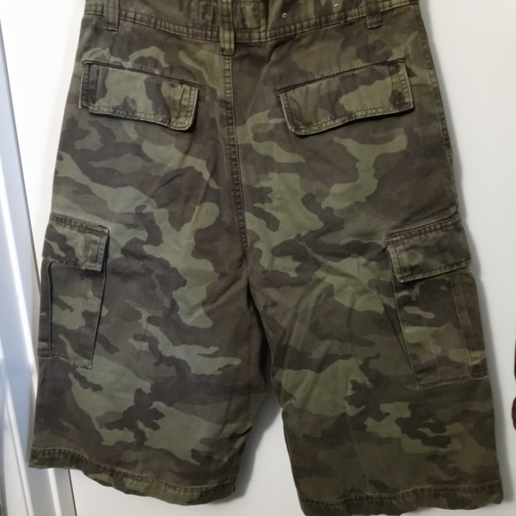 🏇FOOT LOCKER CAMO CARGO PANTS🤺 - Picture 12 of 16